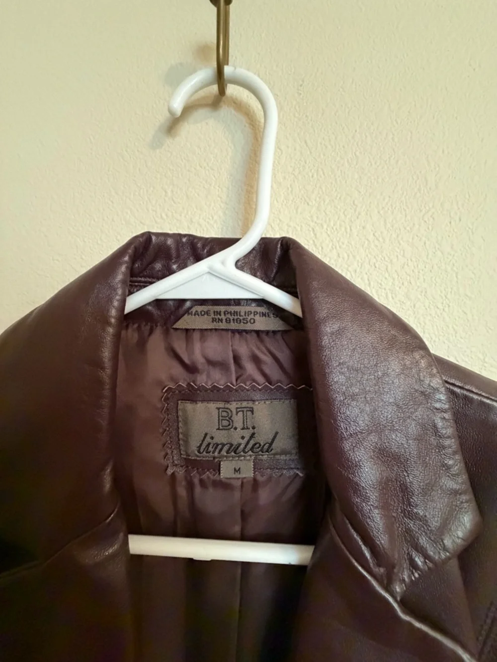 Vintage Women’s Burgundy Leather Blazer Jacket-Size M - Picture 4 of 6